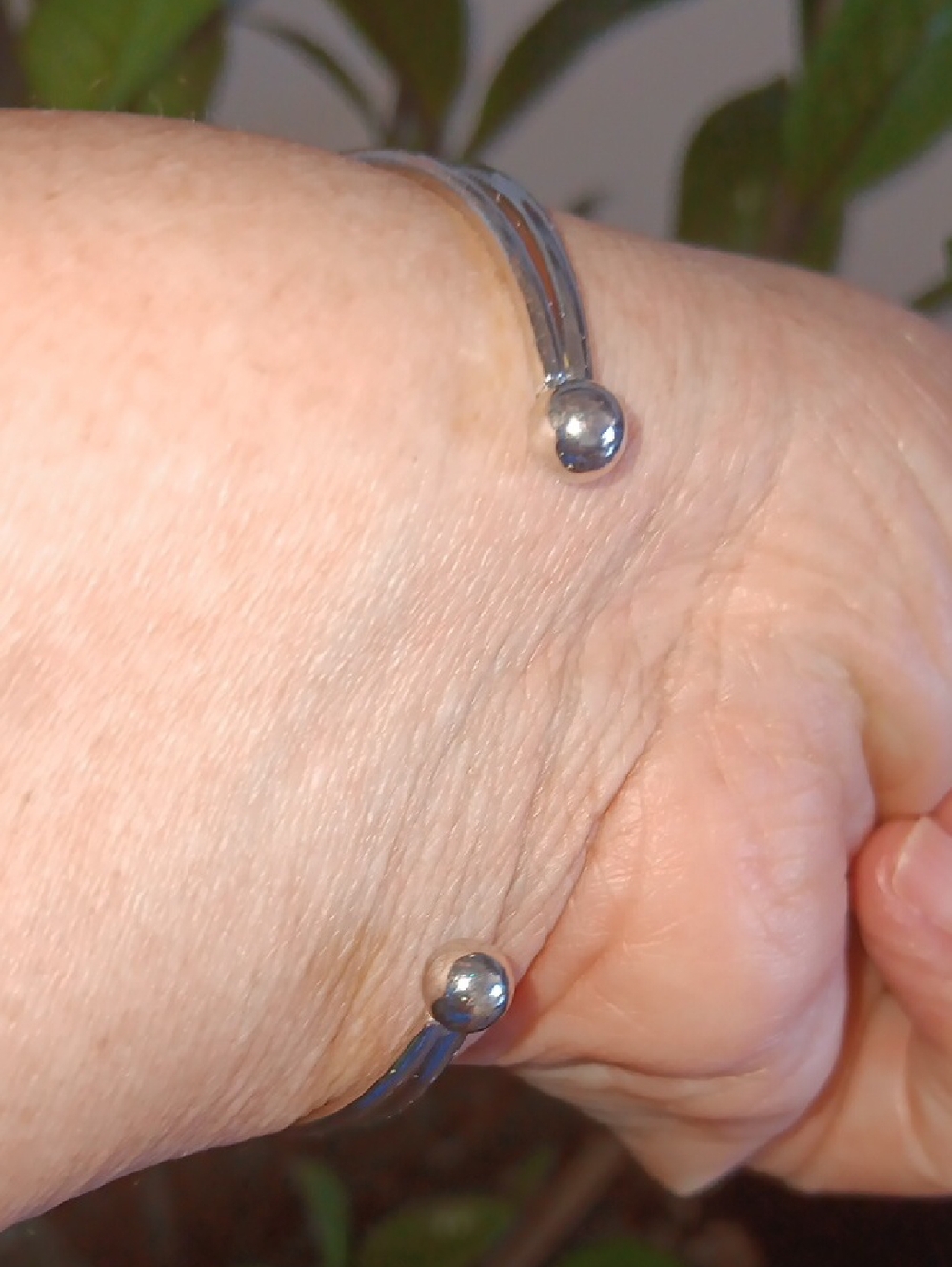 Rhinestone Flower Bangle - Picture 2 of 3